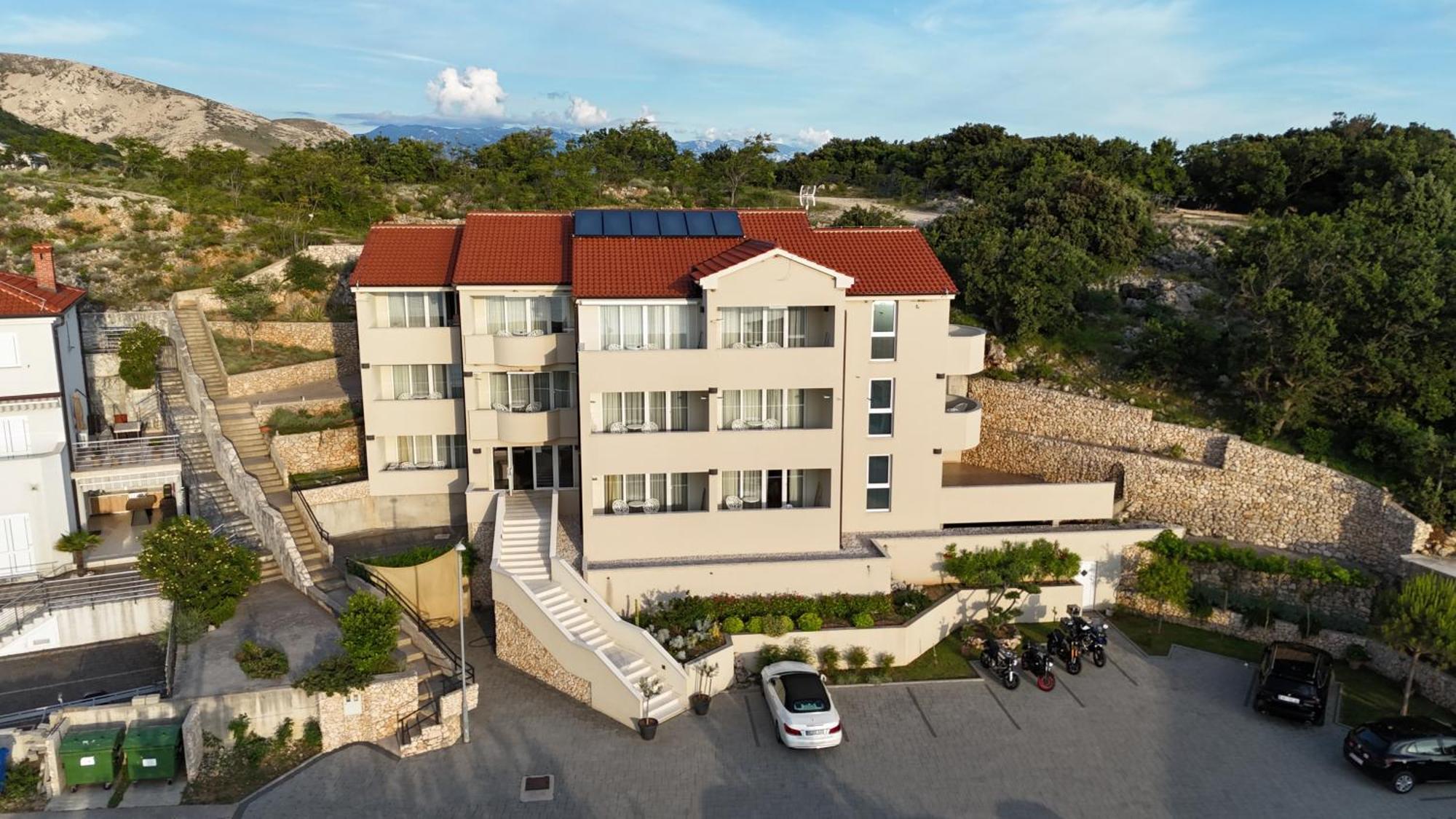 Eola Leisure Rooms Stara Baška Exteriör bild