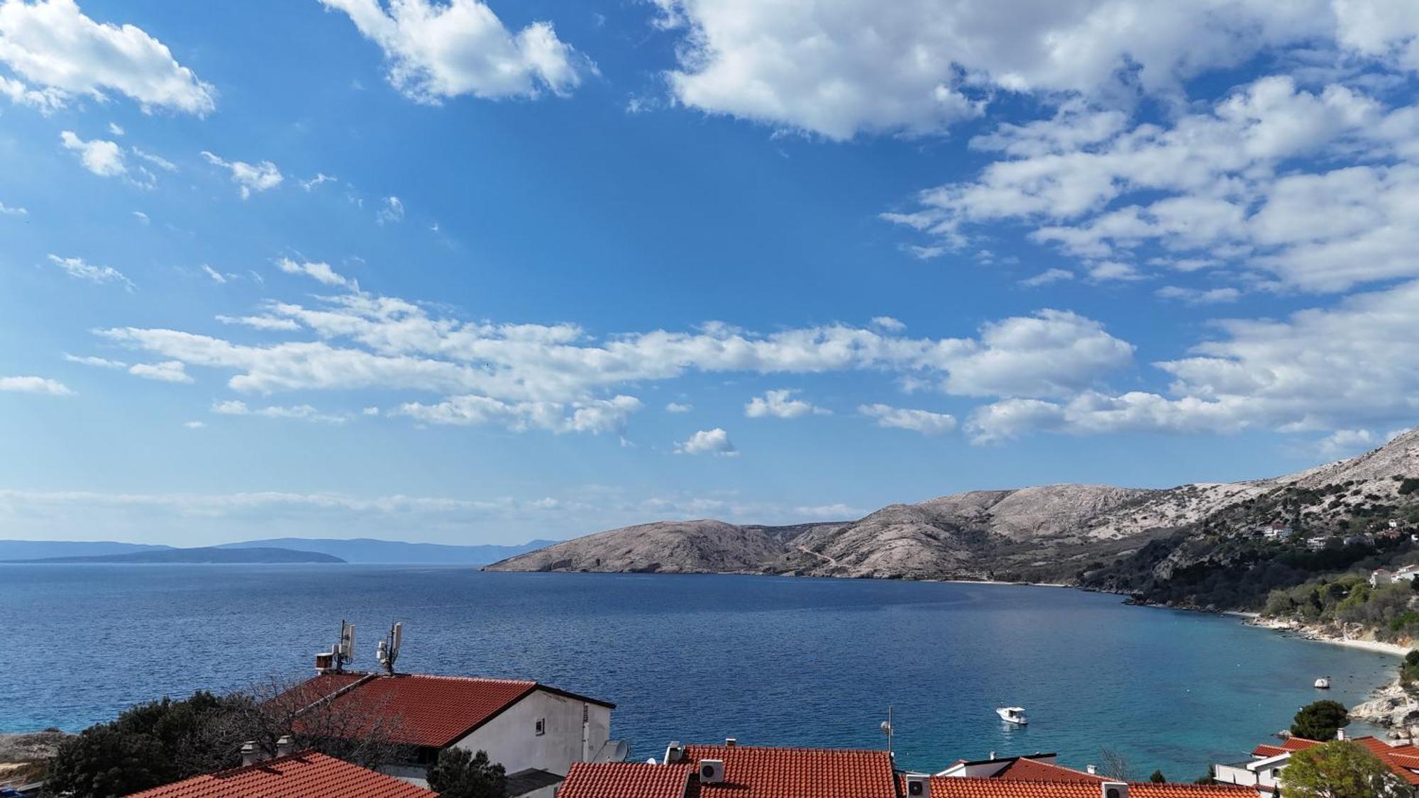 Eola Leisure Rooms Stara Baška Exteriör bild